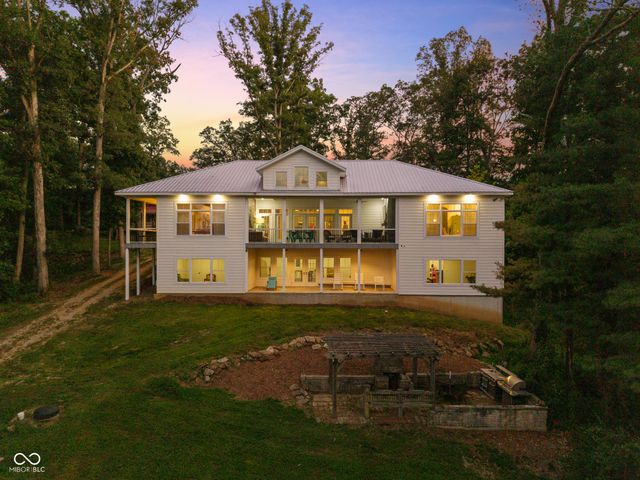 14000 W Lake Road, Seymour, IN 47274