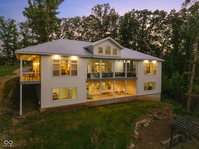 14000 W Lake Road, Seymour, IN 47274