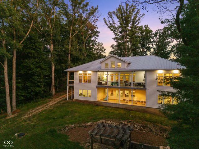 14000 W Lake Road, Seymour, IN 47274