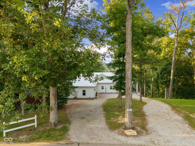 14000 W Lake Road, Seymour, IN 47274