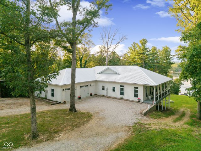 14000 W Lake Road, Seymour, IN 47274