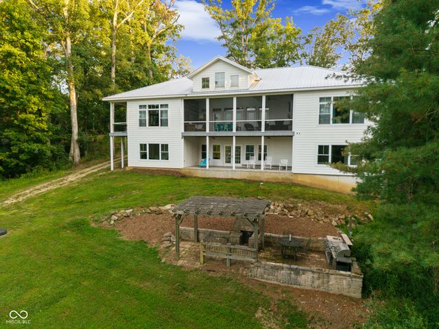 14000 W Lake Road, Seymour, IN 47274