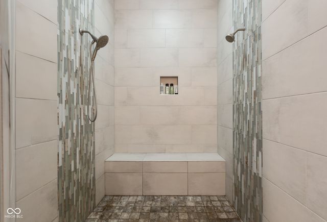14000 W Lake Road, Seymour, IN 47274