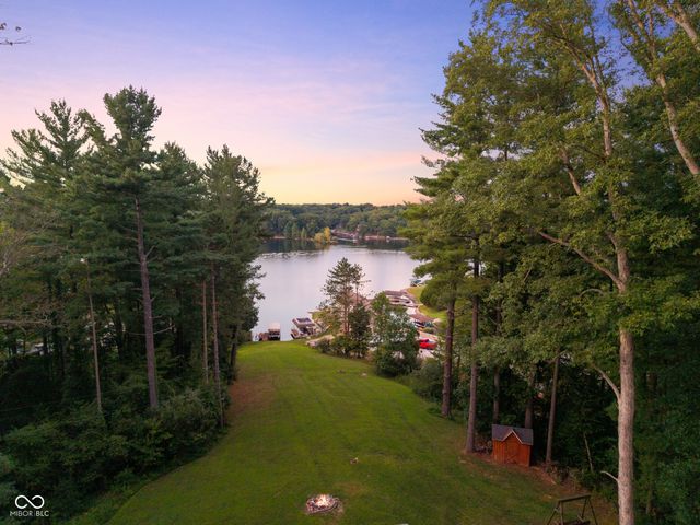 14000 W Lake Road, Seymour, IN 47274