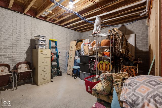 14000 W Lake Road, Seymour, IN 47274