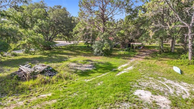 1007 HAWTHORN STREET, Zephyrhills, FL 33540