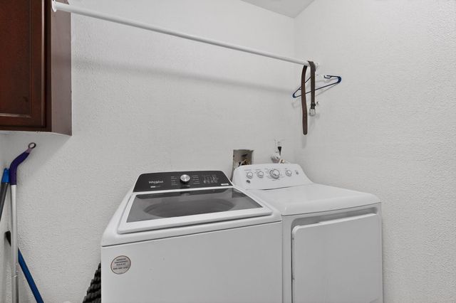 202 Pecos Loop SE, Rio Rancho, NM 87124