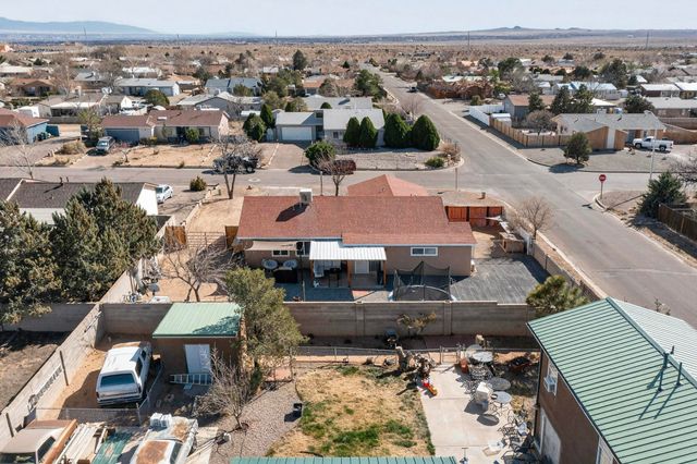 202 Pecos Loop SE, Rio Rancho, NM 87124