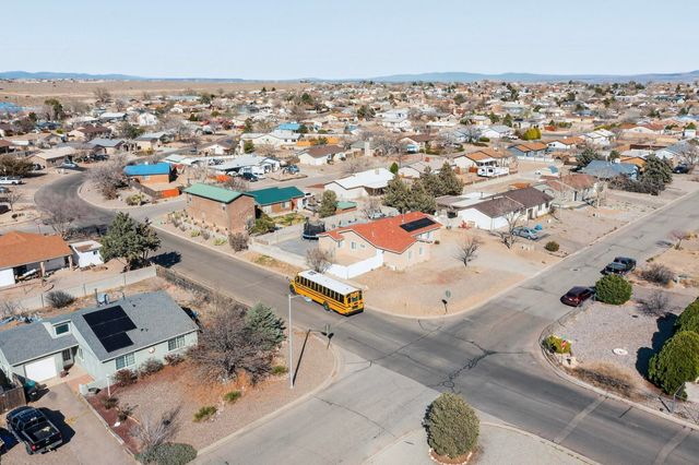 202 Pecos Loop SE, Rio Rancho, NM 87124