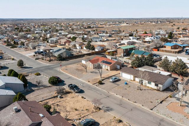 202 Pecos Loop SE, Rio Rancho, NM 87124