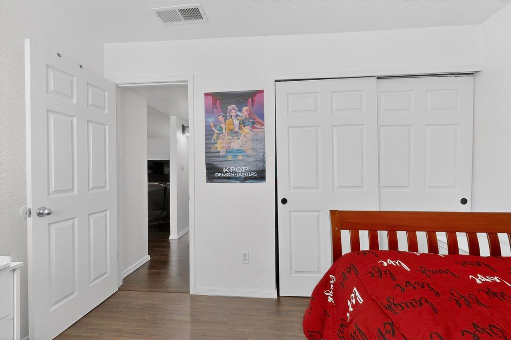 Image 23 of property listing at 202 Pecos Loop SE, Rio Rancho, NM 87124