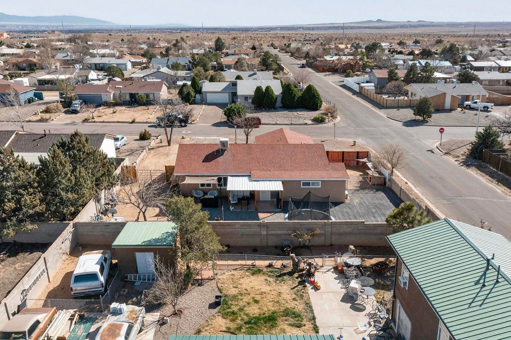 Image 46 of property listing at 202 Pecos Loop SE, Rio Rancho, NM 87124