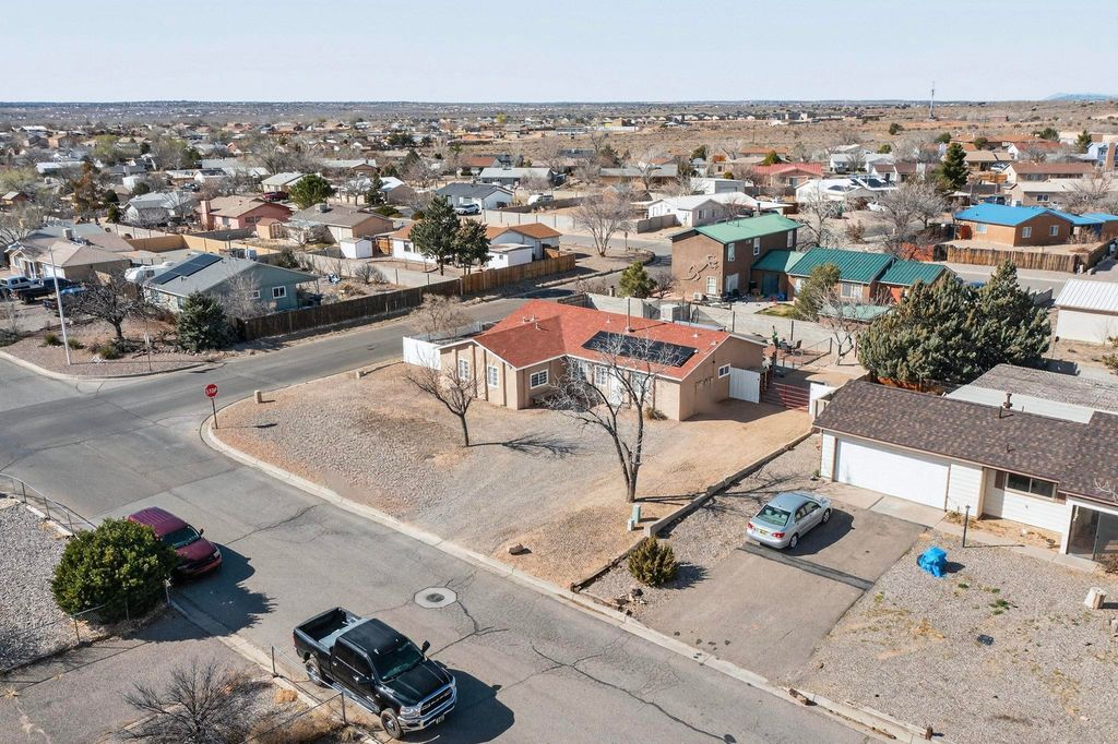 Image 49 of property listing at 202 Pecos Loop SE, Rio Rancho, NM 87124