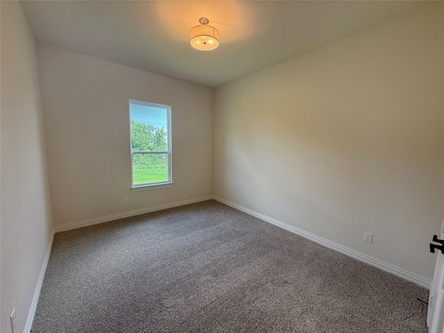 216 Slimp Bluff, Azle, TX 76020