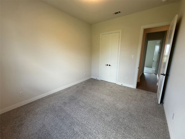 216 Slimp Bluff, Azle, TX 76020