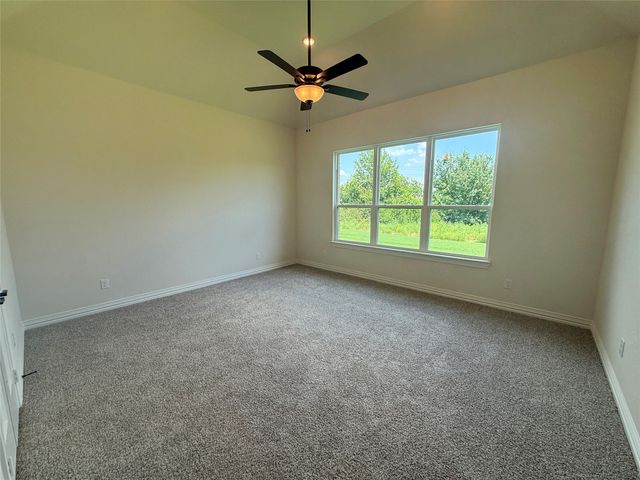 216 Slimp Bluff, Azle, TX 76020