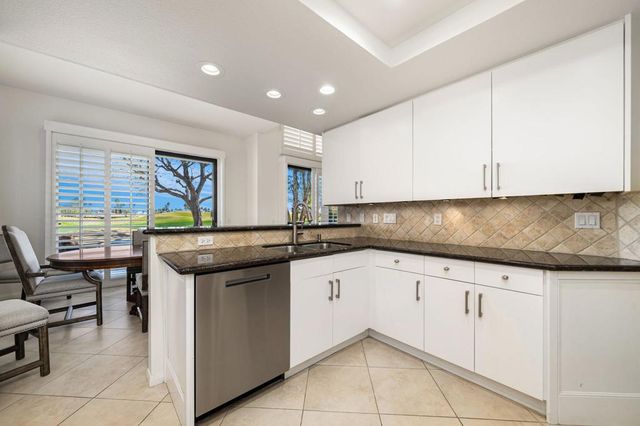 54914 Oaktree, La Quinta, CA 92253