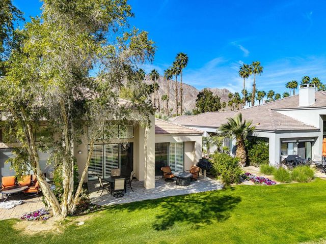 54914 Oaktree, La Quinta, CA 92253