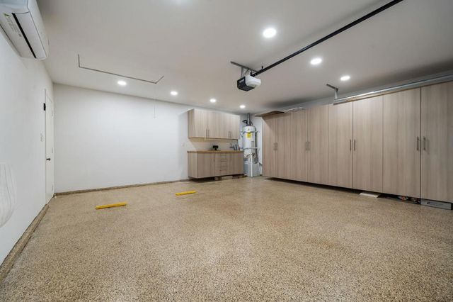 54914 Oaktree, La Quinta, CA 92253