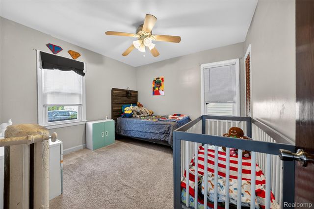 22410 Glen Court, St. Clair Shores, MI 48080