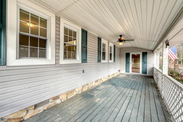 488 Pinebrook Drive, Blairsville, GA 30512