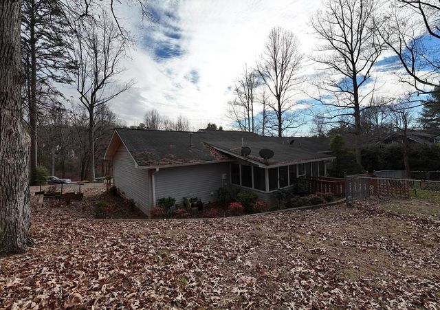 488 Pinebrook Drive, Blairsville, GA 30512