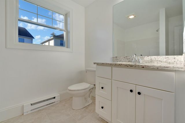 2 Cape Coral Way Unit D, Rochester, NH 03867