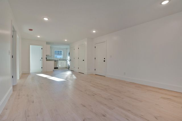 2 Cape Coral Way Unit D, Rochester, NH 03867