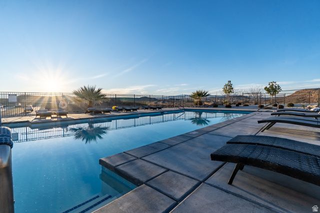 3158 E FUCHSIA DR, St. George, UT 84790