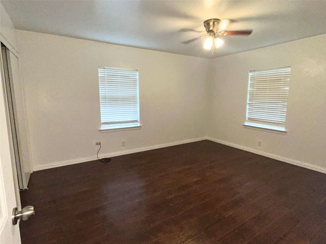 1025 Warden Street, Benbrook, TX 76126