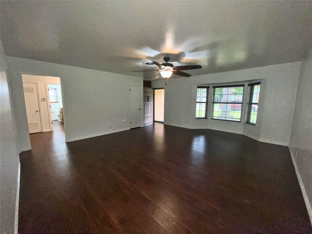 1025 Warden Street, Benbrook, TX 76126