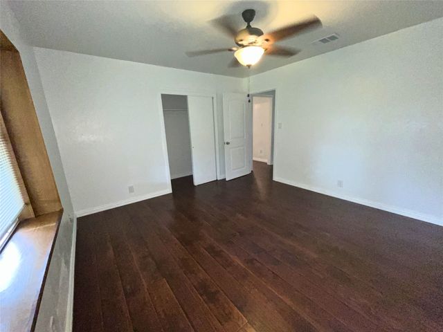 1025 Warden Street, Benbrook, TX 76126