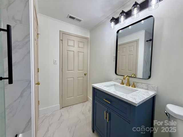 647 E Black Street, Rock Hill, SC 29730