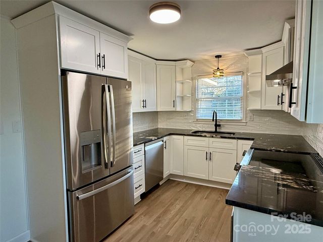 647 E Black Street, Rock Hill, SC 29730