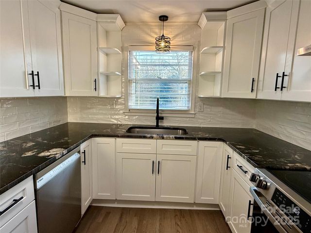 647 E Black Street, Rock Hill, SC 29730