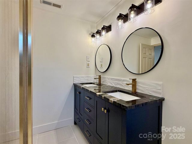 647 E Black Street, Rock Hill, SC 29730