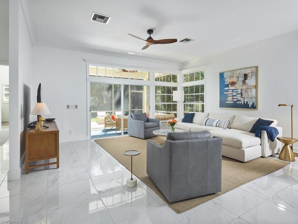 114 Amblewood Ln # 903, Naples, FL 34105