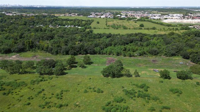 418 W Archer Road, Baytown, TX 77521