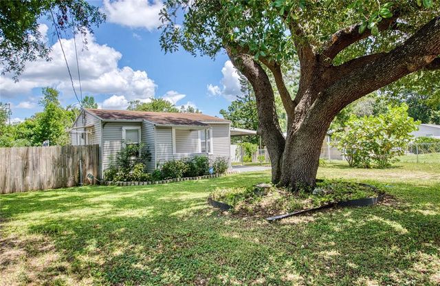 1806 E POINSETTIA AVE, Tampa, FL 33612