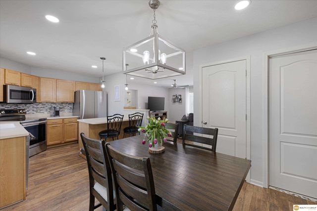 2441 N 191st Avenue, Omaha, NE 68022