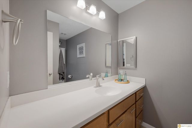 2441 N 191st Avenue, Omaha, NE 68022