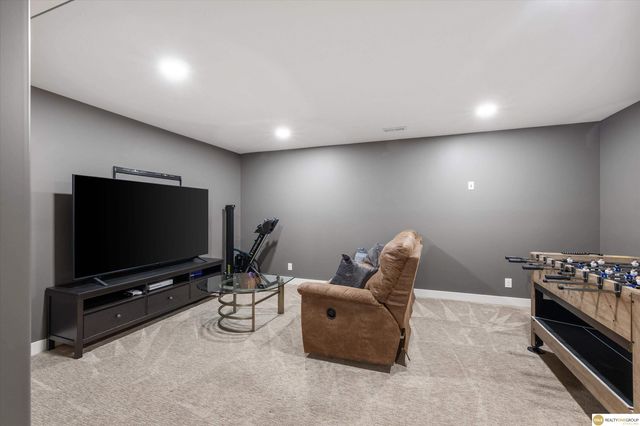 2441 N 191st Avenue, Omaha, NE 68022