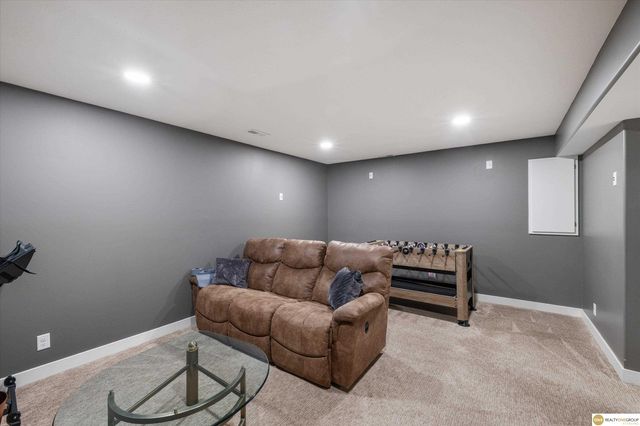 2441 N 191st Avenue, Omaha, NE 68022