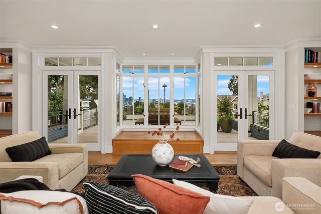 364 Highland Drive, Seattle, WA 98109