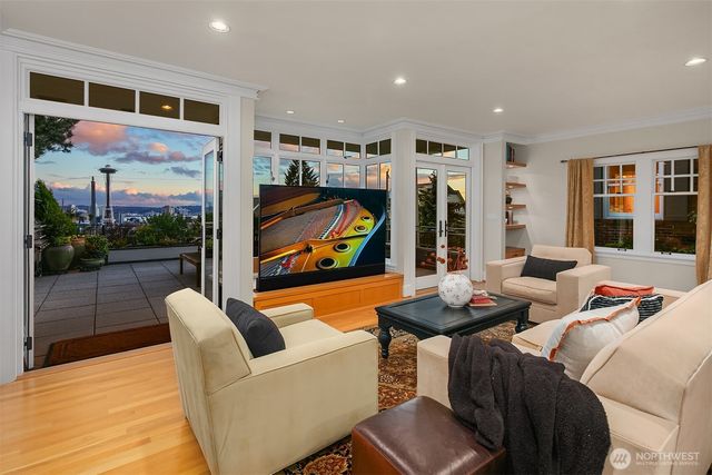 364 Highland Drive, Seattle, WA 98109