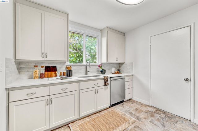 5437 Colusa Ave, Richmond, CA 94804