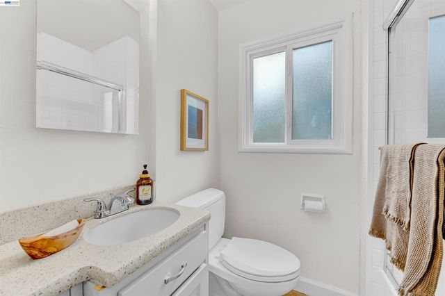 5437 Colusa Ave, Richmond, CA 94804