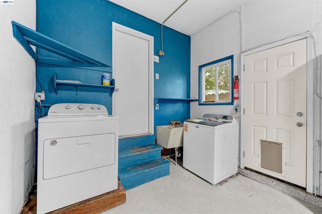 5437 Colusa Ave, Richmond, CA 94804