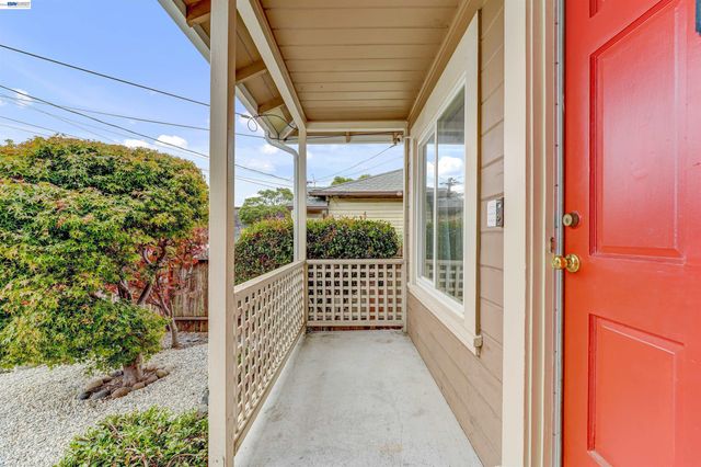 5437 Colusa Ave, Richmond, CA 94804