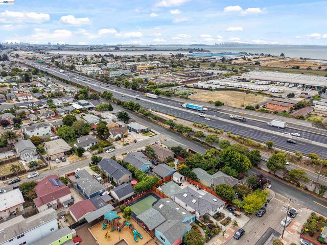5437 Colusa Ave, Richmond, CA 94804